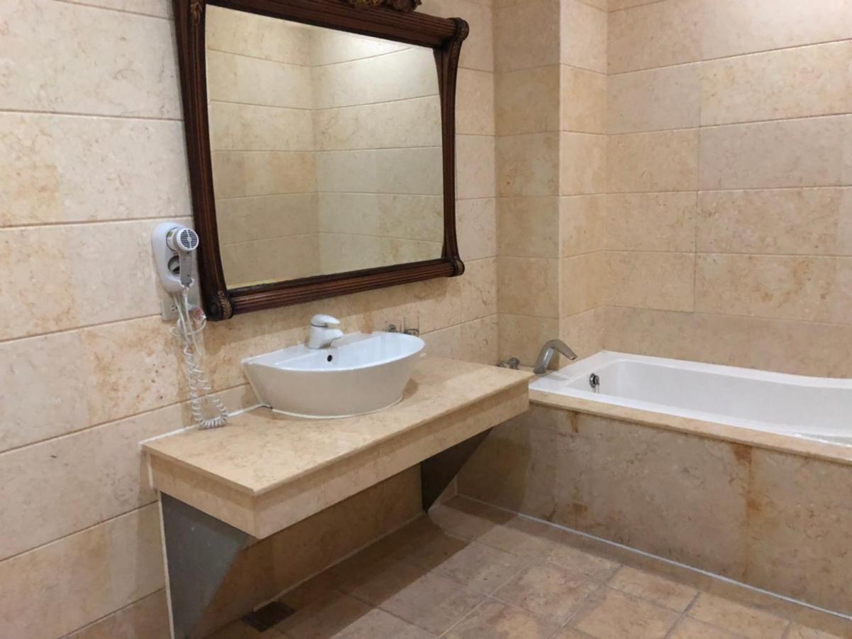 Royal Garden Motel - Chiayi Branch Extérieur photo